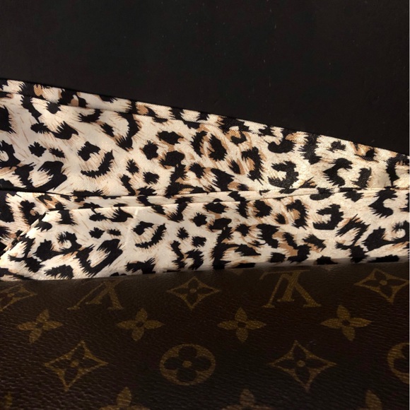 🖤Leopard Print Bow with Tassel - Picture 4 of 4